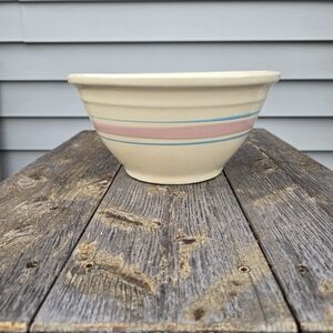Vintage McCoy #10 bowl